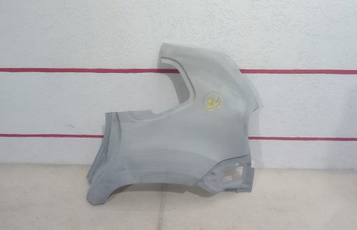 A LATERAL ESQ DUSTER ATE 2021 C/AMASSADO