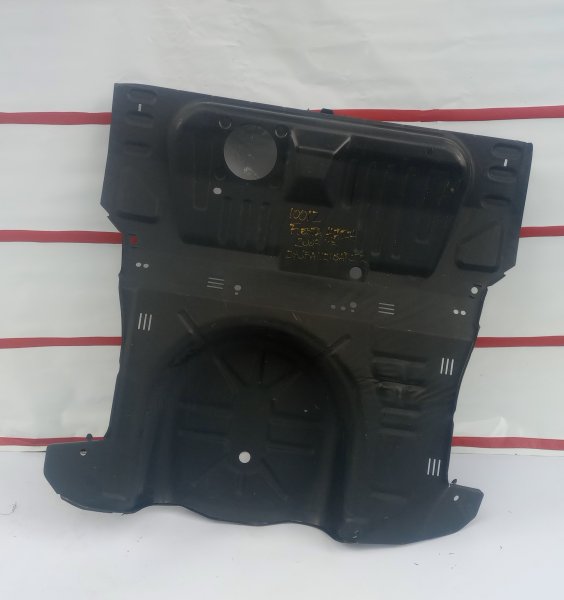 ASSOALHO PORTA MALAS FIESTA HATCH 2003/13